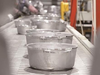 温州不但有瑞安“传家锅”，平阳还背了口“全球的锅”