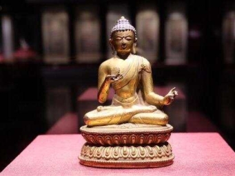 浙江金华：“水月观音”回家“省亲”人气高